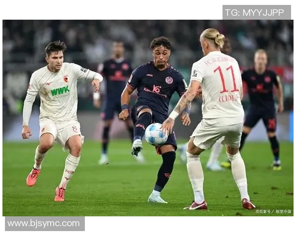 奥格斯堡客场三球大胜稳居德甲前四位置