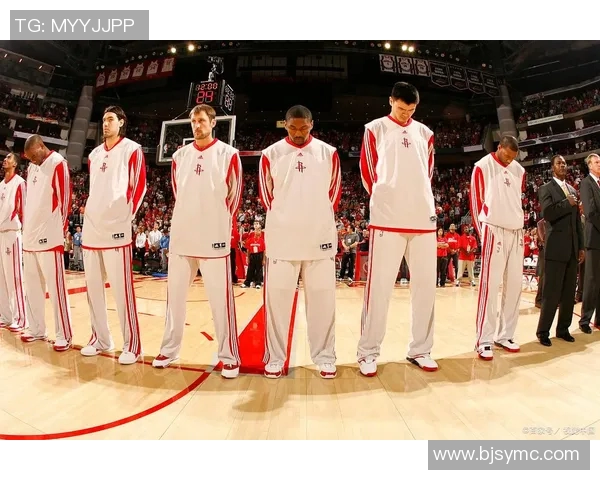 火箭队与马刺队激战正酣12月1日精彩对决不容错过